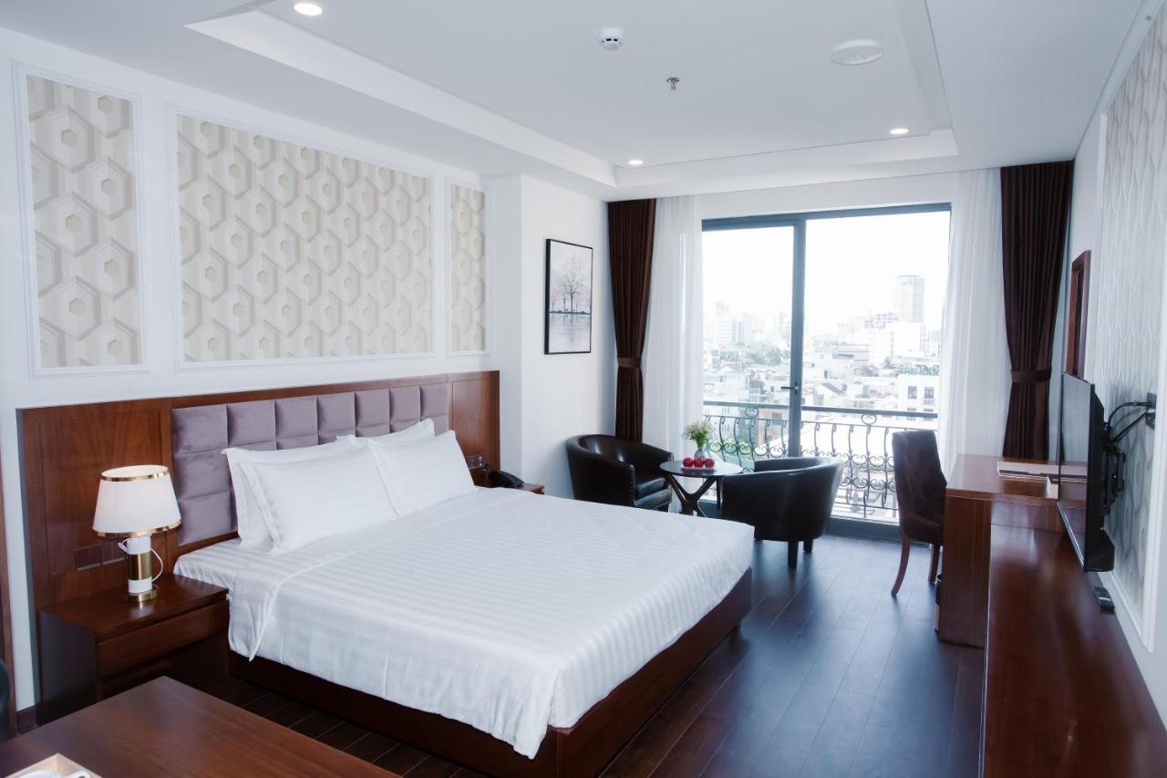Century Hotel Danang Exterior photo