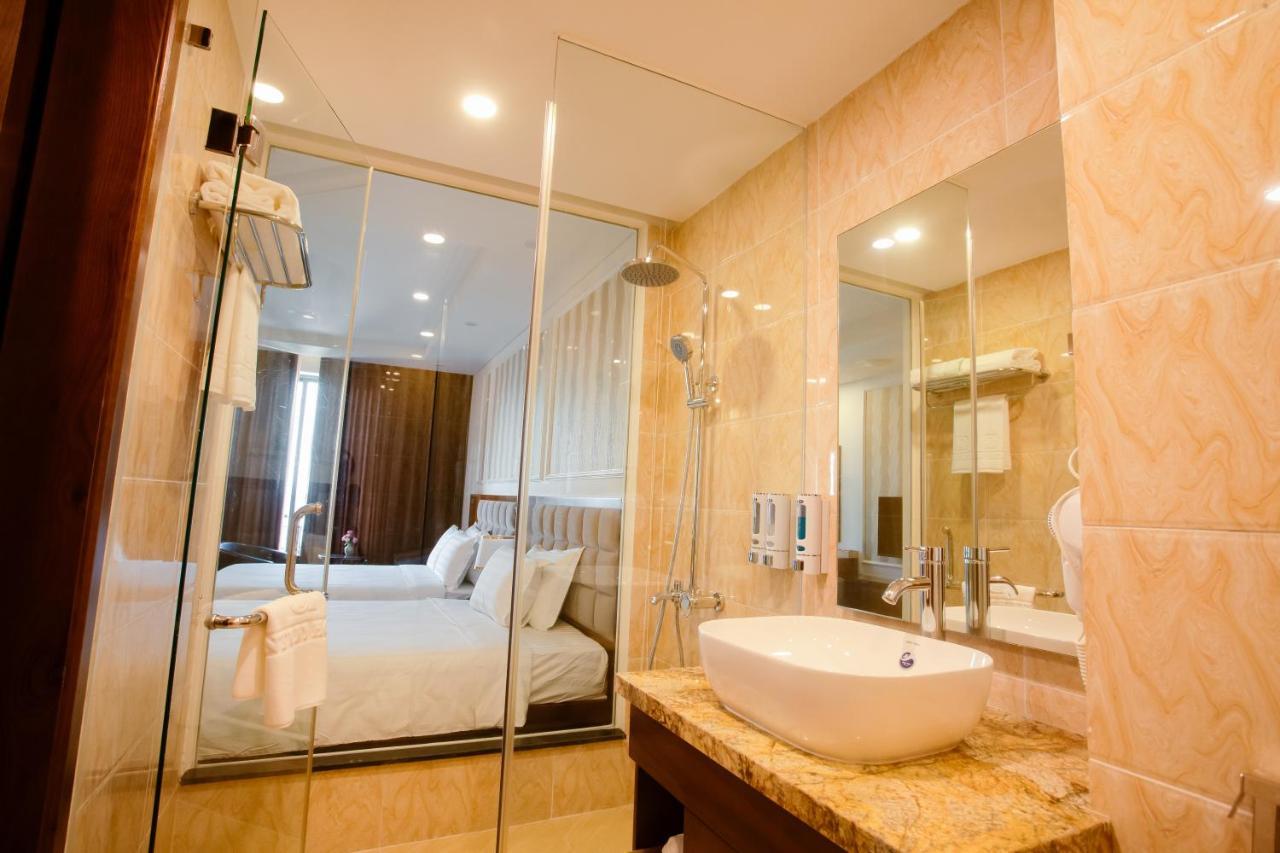 Century Hotel Danang Exterior photo