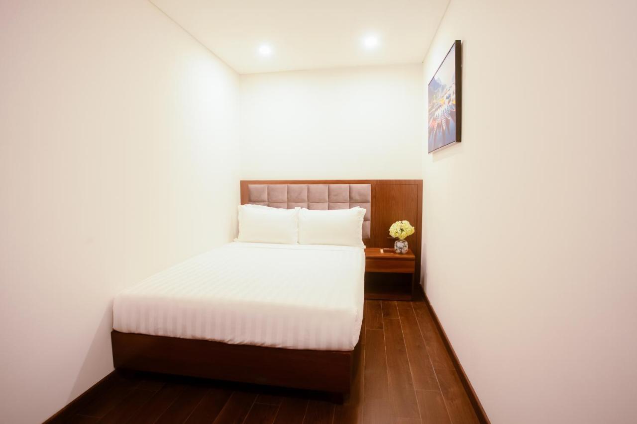 Century Hotel Danang Exterior photo