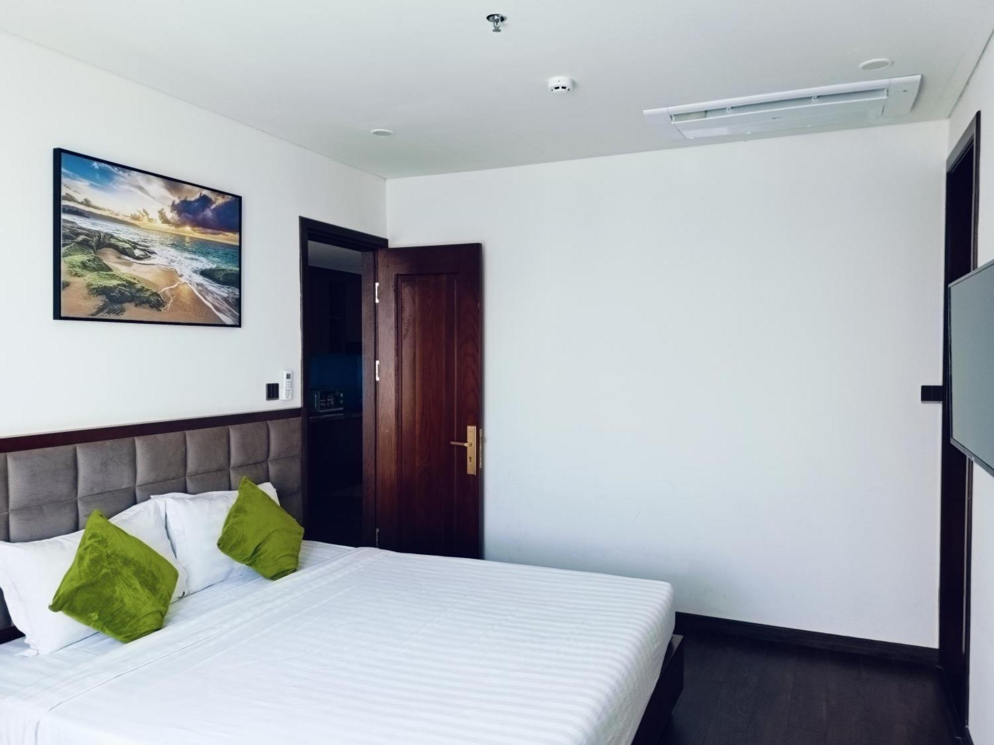 Century Hotel Danang Exterior photo
