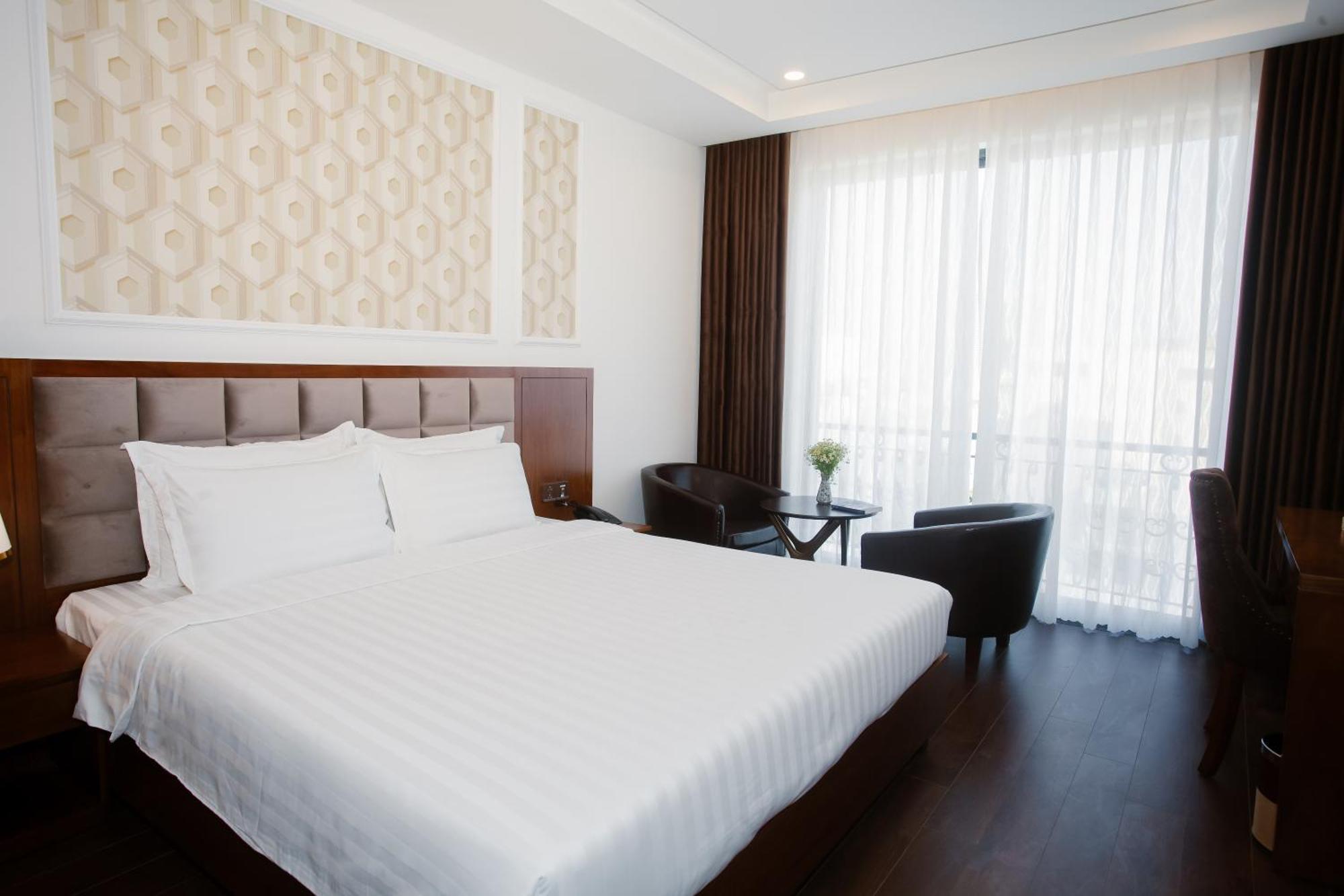 Century Hotel Danang Exterior photo
